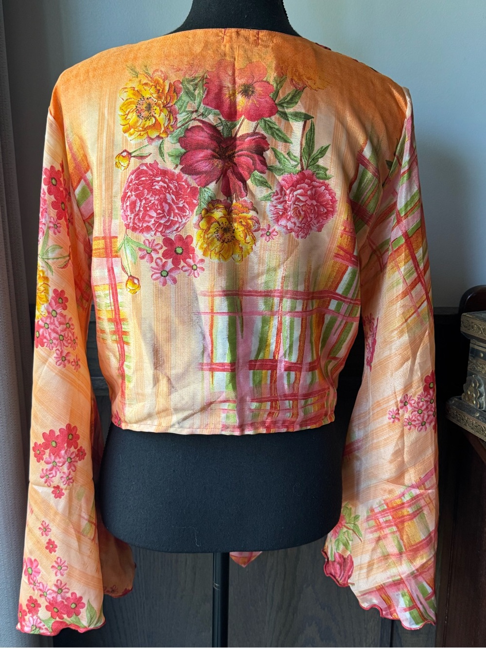 Weves Women's silk orange and Pink Floral Tie-Front Blouse free size - Picture 5 of 9